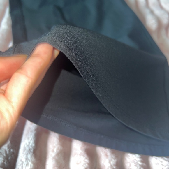 Alo Suit Up Trouser in Black & Size XXS & Regular Length - Picture 4 of 7